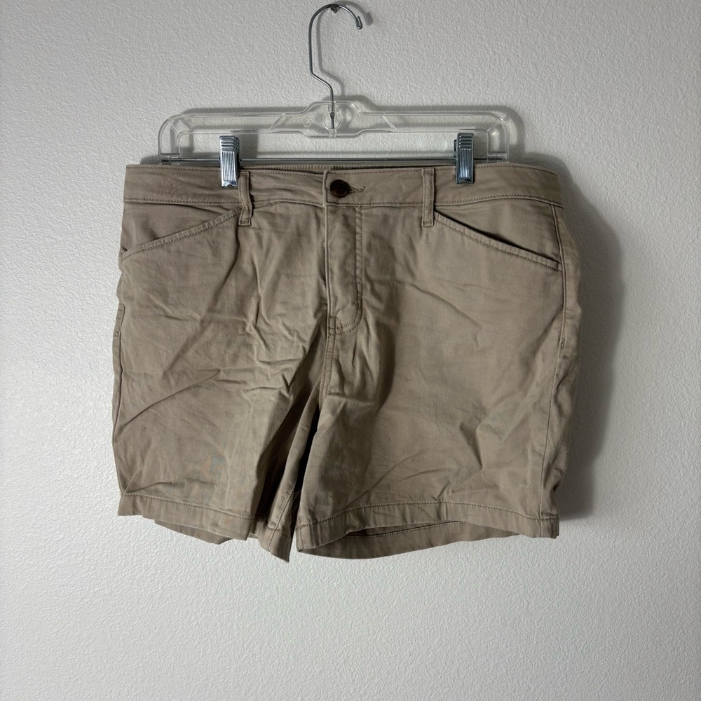 St. John’s Bay Petite 6” Tan Chino Shorts Size 12P
